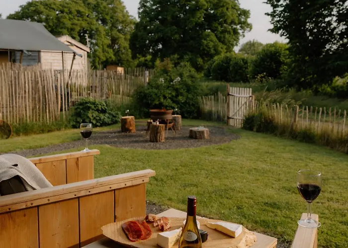 Luxe tent Damselfy Riverdale Yorkshire *