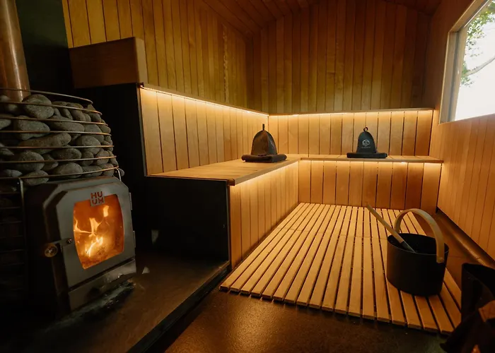 Damselfy Riverdale Yorkshire * West Tanfield