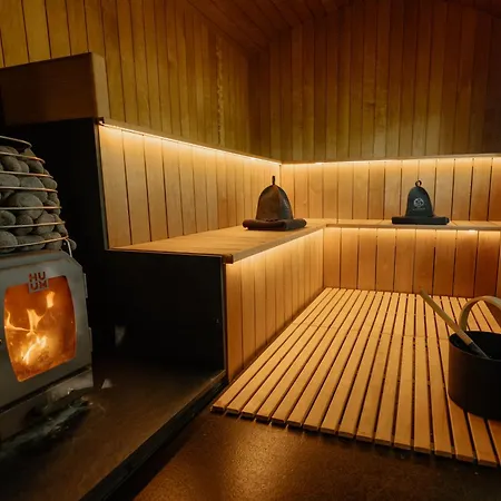 Damselfy Riverdale Yorkshire * West Tanfield